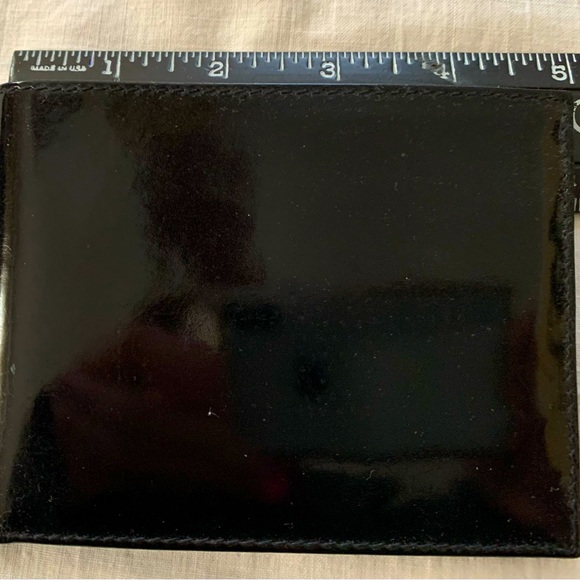 Desmo Patent LeatherMen's
Black Wallet with 6 Credit Card Pockets Bi- Fold Tr - Picture 6 of 6